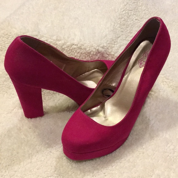 Zazzle Shoes - Zazzle hot pink Platform Heel